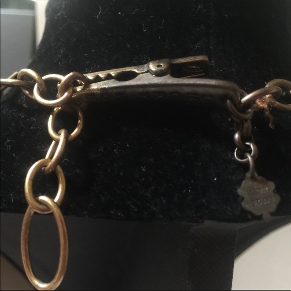 Lucky You ladies adjustable necklace and earrings - Picture 4 of 5